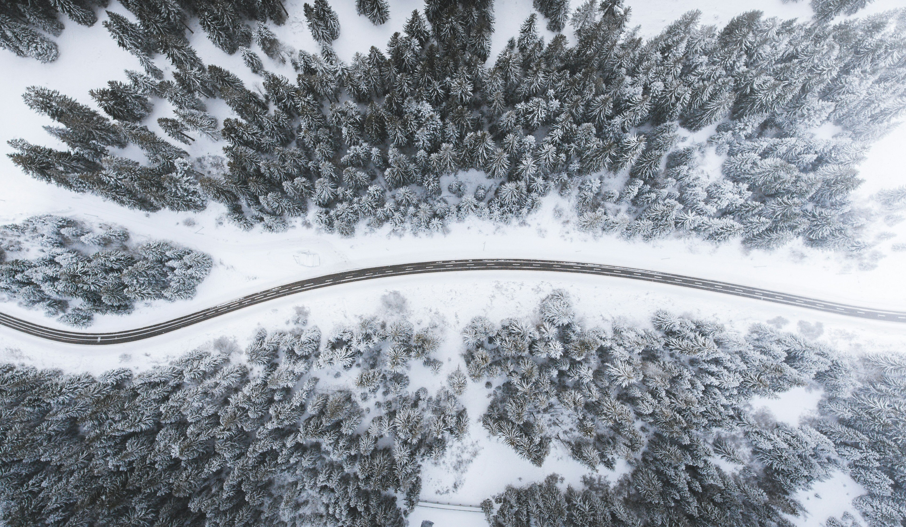 kimon-maritz-1-ISIwuBMiw-unsplash